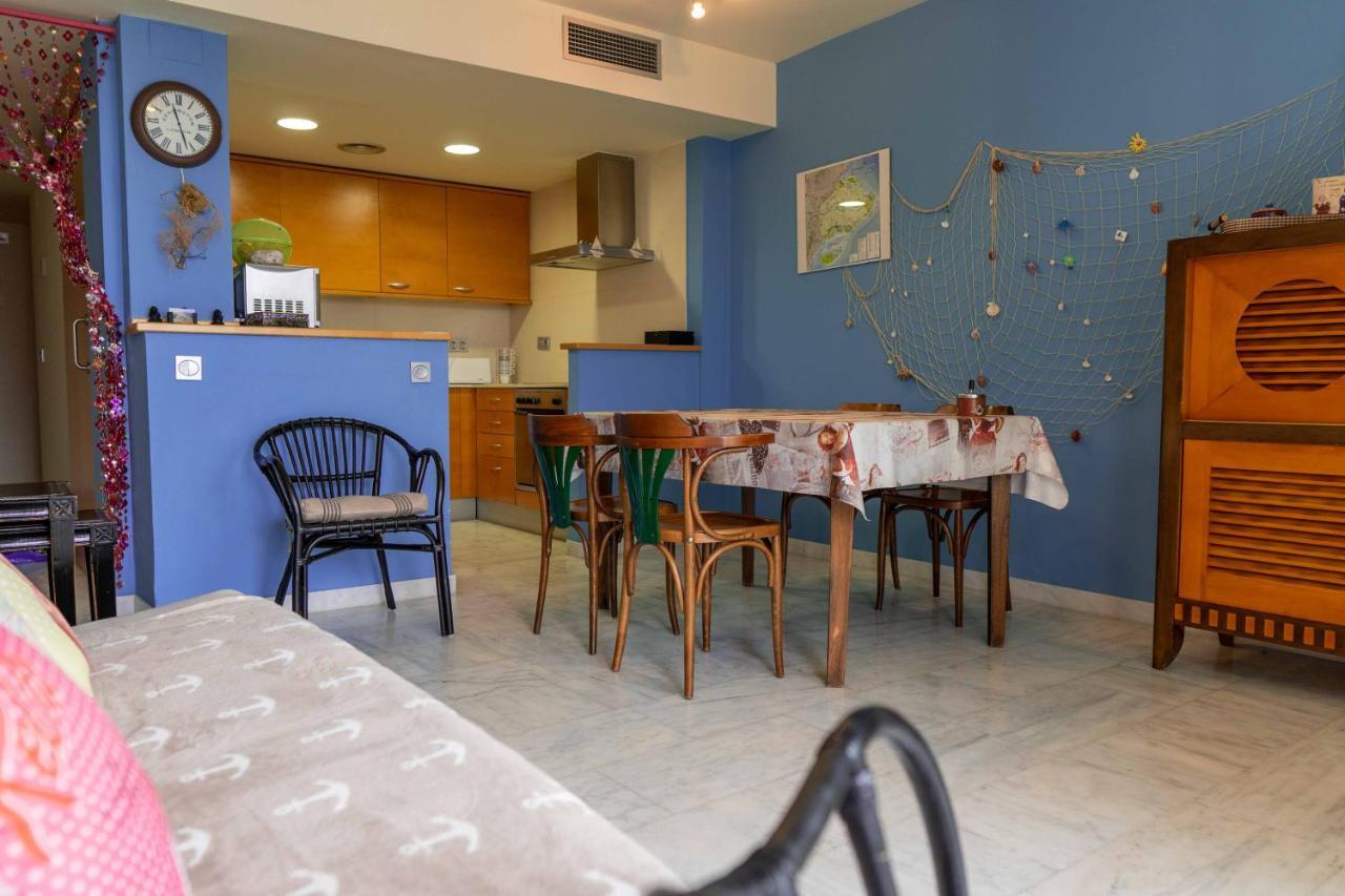 ל'אמפולה Nautic Apartment -Free Wifi מראה חיצוני תמונה