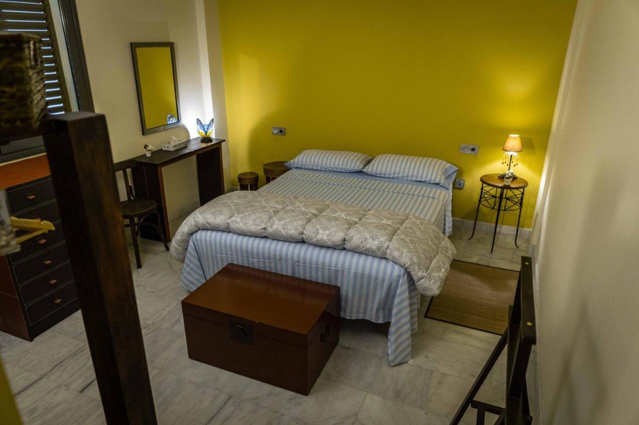 ל'אמפולה Nautic Apartment -Free Wifi מראה חיצוני תמונה
